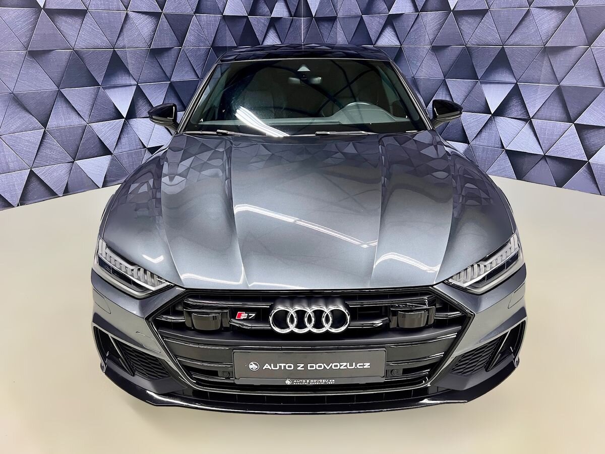 Audi S7