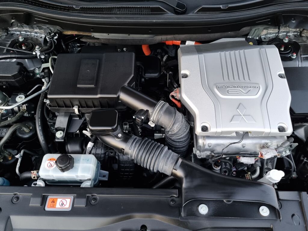 Mitsubishi Ostatní SUV / Terénní 2,4 l 138 kw