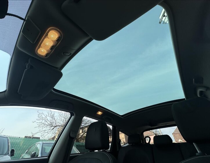 Nissan Qashqai Hatchback 2,0 l 104 kw