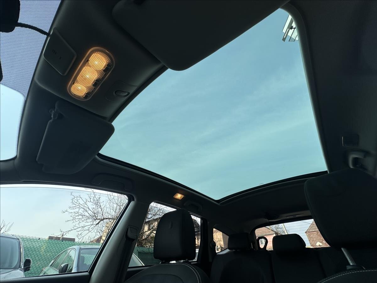 Nissan Qashqai Hatchback 2,0 l 104 kw