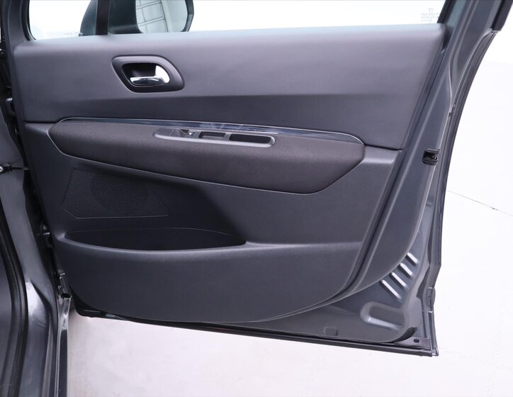 Peugeot 5008 MPV 1,6 l 88 kw