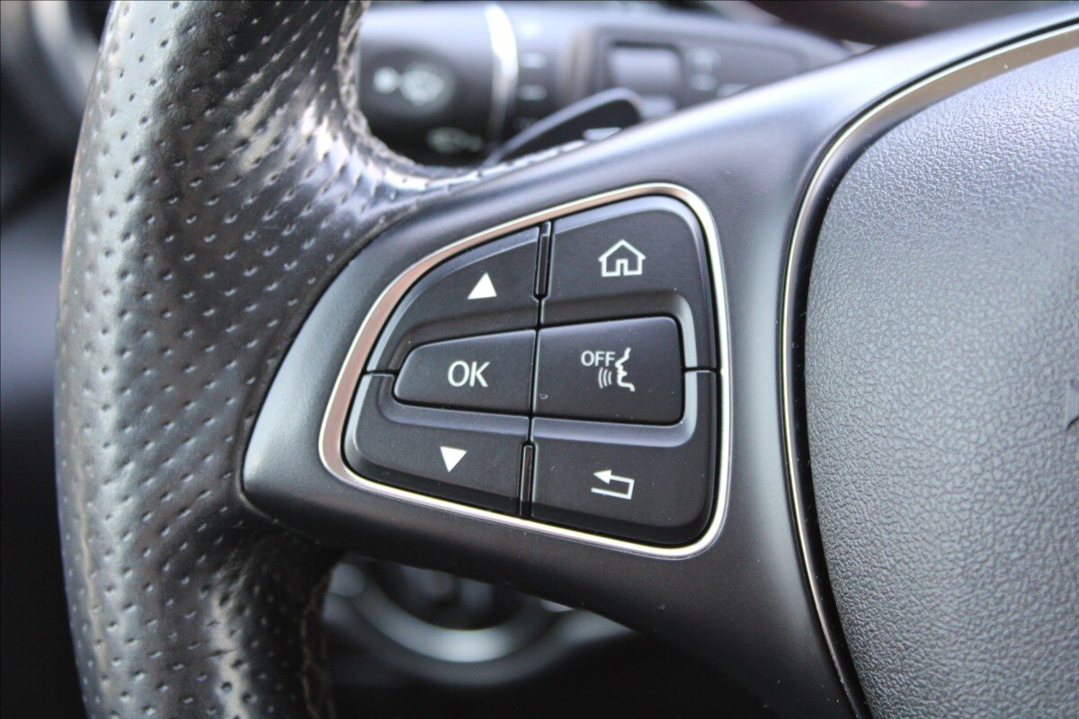 Mercedes-Benz Třídy V Kombi 2,1 l 140 kw