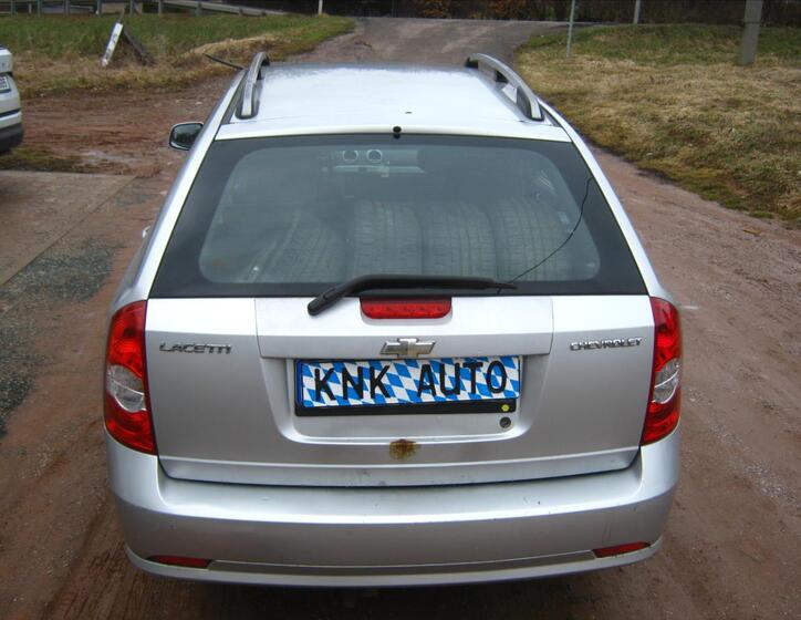 Chevrolet Lacetti 5