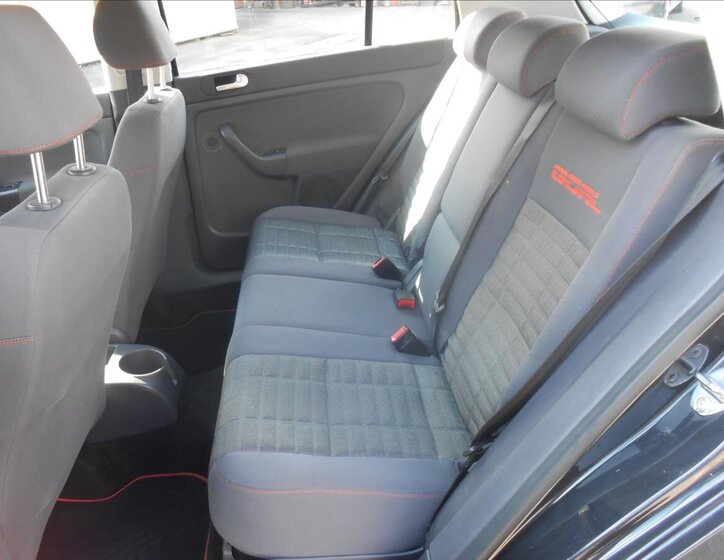 Volkswagen Golf Hatchback 1,4 l 59 kw