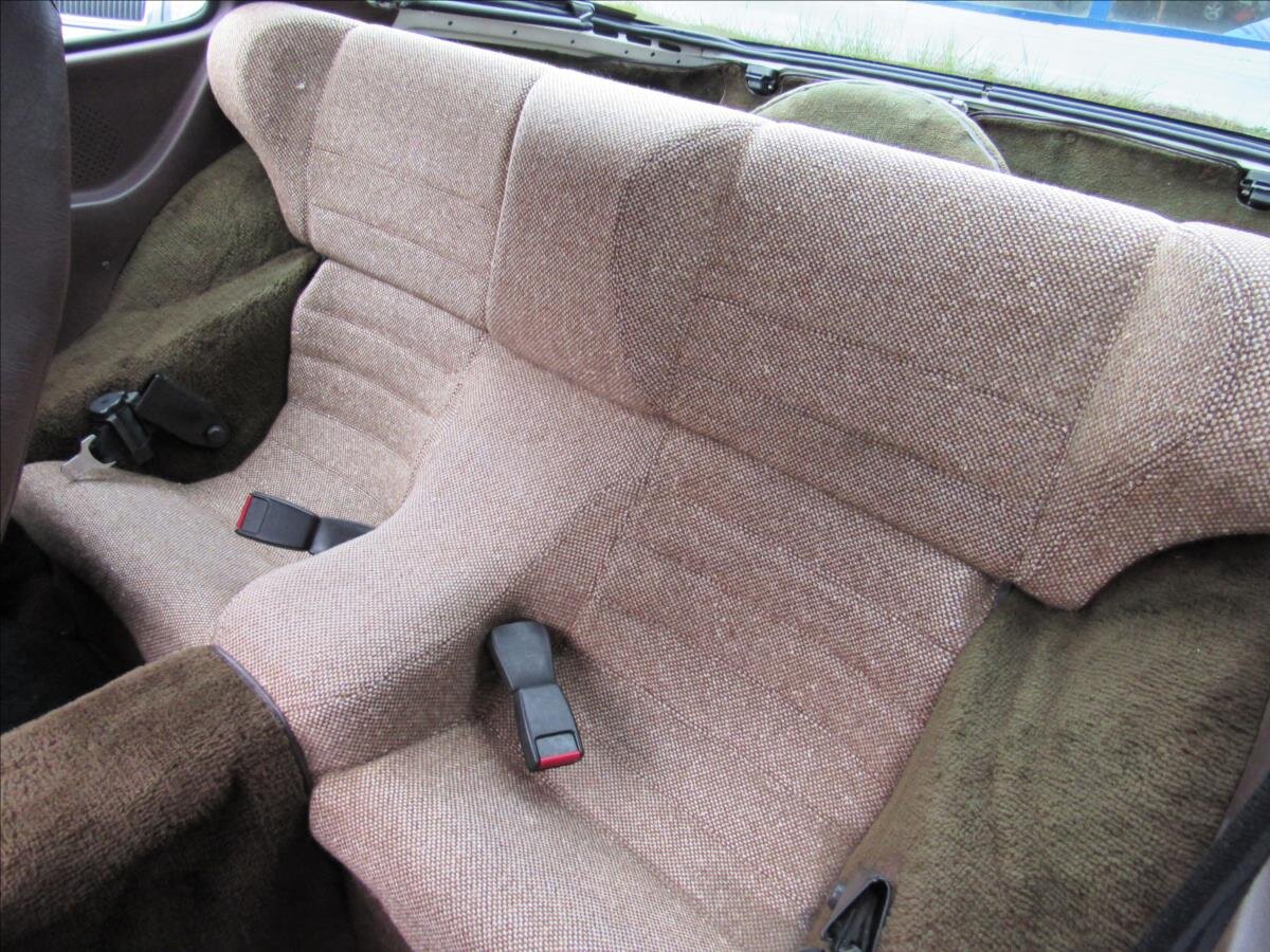 Porsche 924 Kupé 2,0 l 92 kw