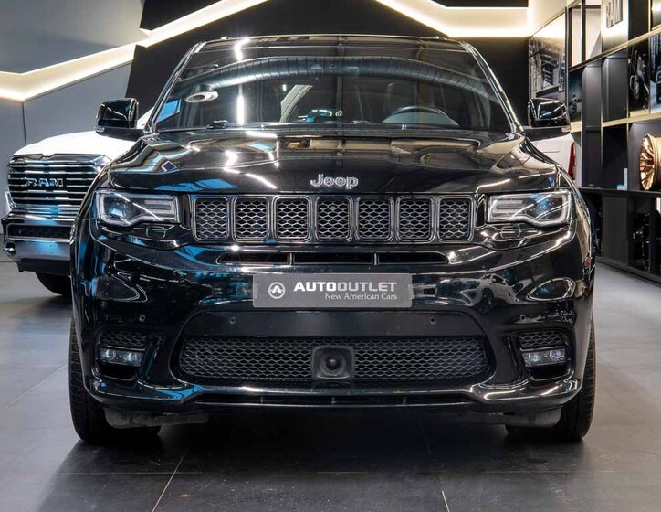 Jeep Grand Cherokee 9