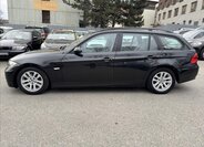 BMW Řada 3 Kombi 2,0 l 120 kw