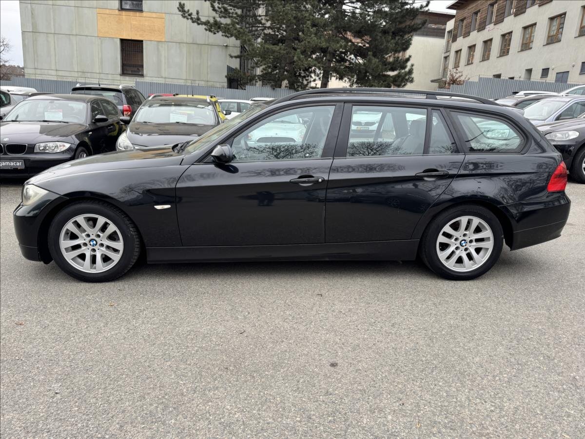 BMW Řada 3 Kombi 2,0 l 120 kw