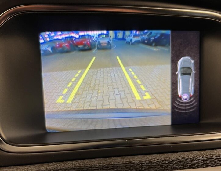 Volvo V40 Kombi 2,0 l 110 kw