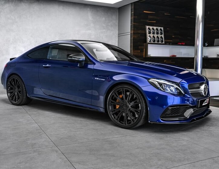 Mercedes-Benz Třídy C Kupé 4,0 l 375 kw