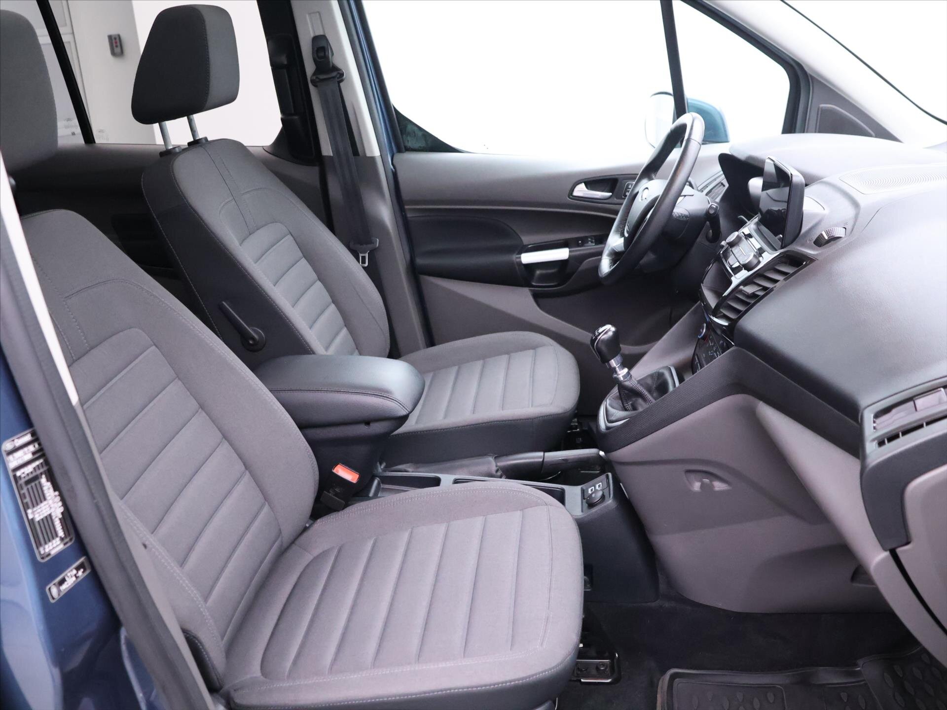 Ford Tourneo Connect MPV 1,5 l 88 kw