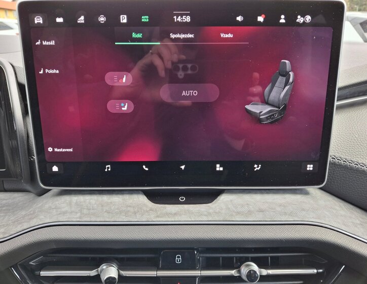 Škoda Kodiaq SUV / Terénní 1,5 l 150 kw