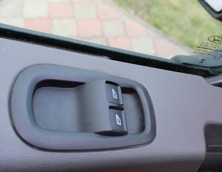 Ford Transit Užitková 2,0 l 96 kw