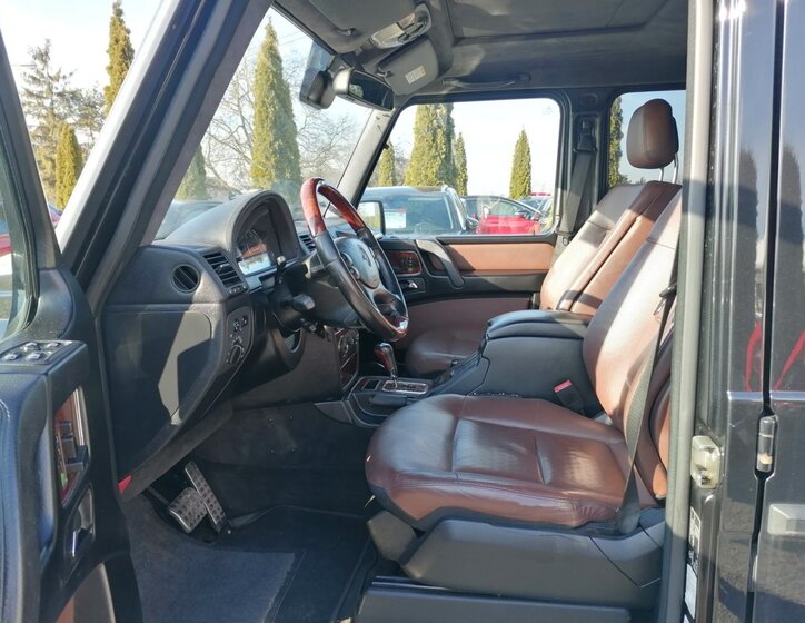 Mercedes-Benz Třídy G SUV 3,0 l 165 kw
