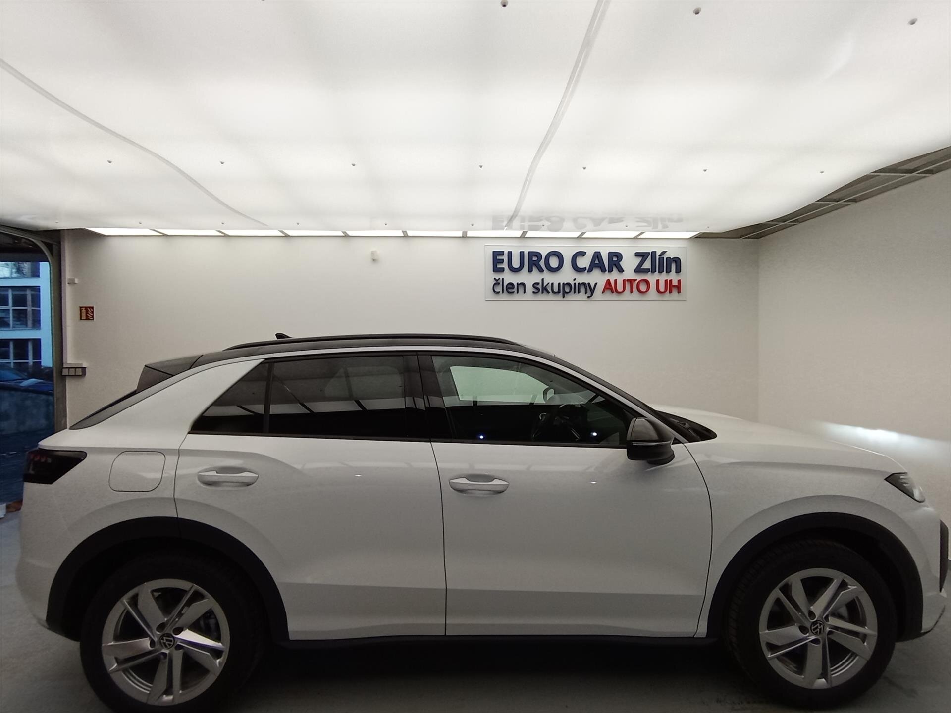 Volkswagen T-Roc SUV 1,5 l 110 kw