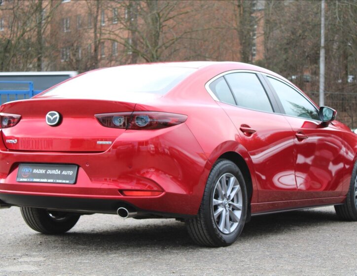 Mazda 3 Sedan / Limuzína 2,0 l 90 kw