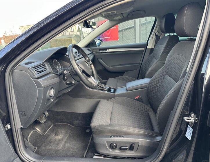 Škoda Superb Kombi 2,0 l 140 kw