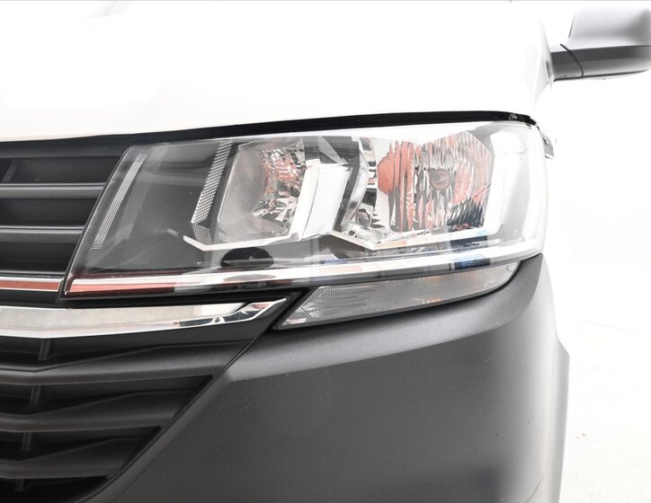 Volkswagen Transporter Skříň 2,0 l 81 kw