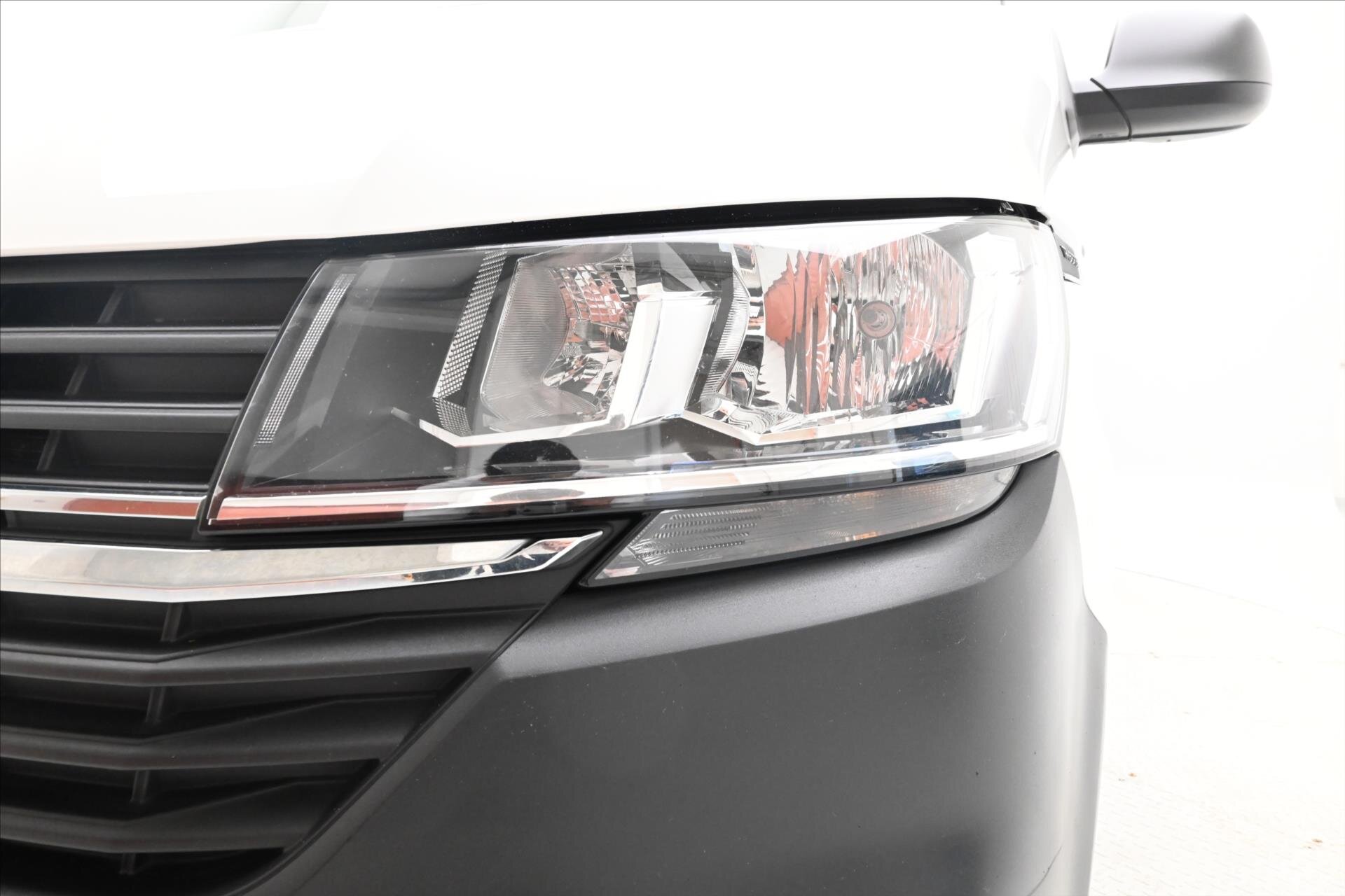 Volkswagen Transporter Skříň 2,0 l 81 kw