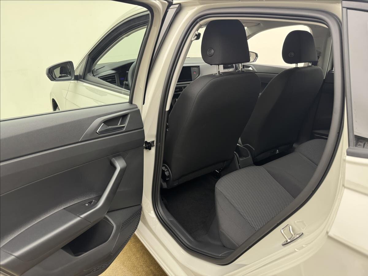 Volkswagen Polo Hatchback 999,0 59 kw