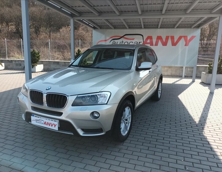 BMW X3 SUV / Terénní 2,0 l 135 kw