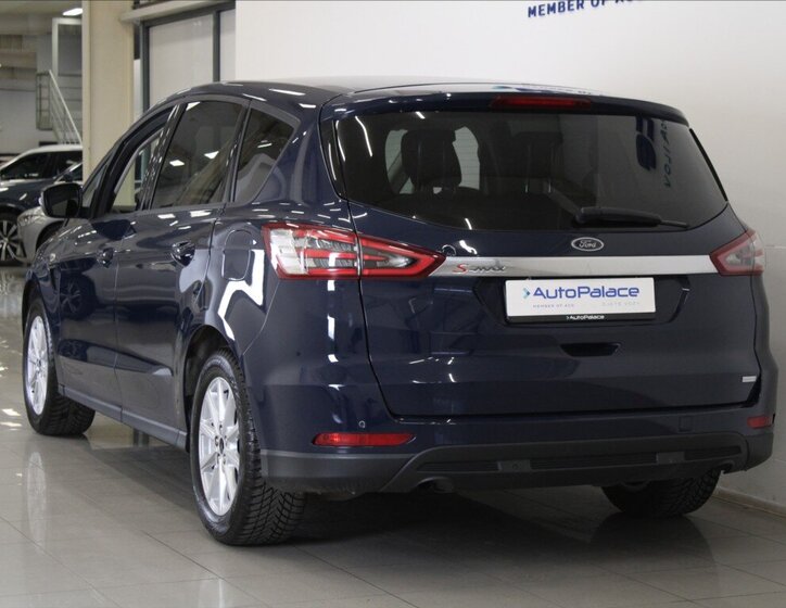 Ford S-MAX MPV 1,5 l 121 kw