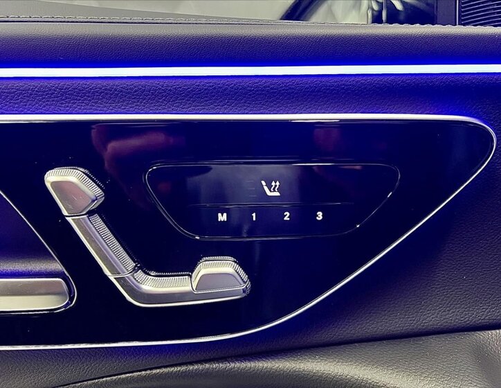 Mercedes-Benz Třídy E Sedan / Limuzína 2,0 l 240 kw