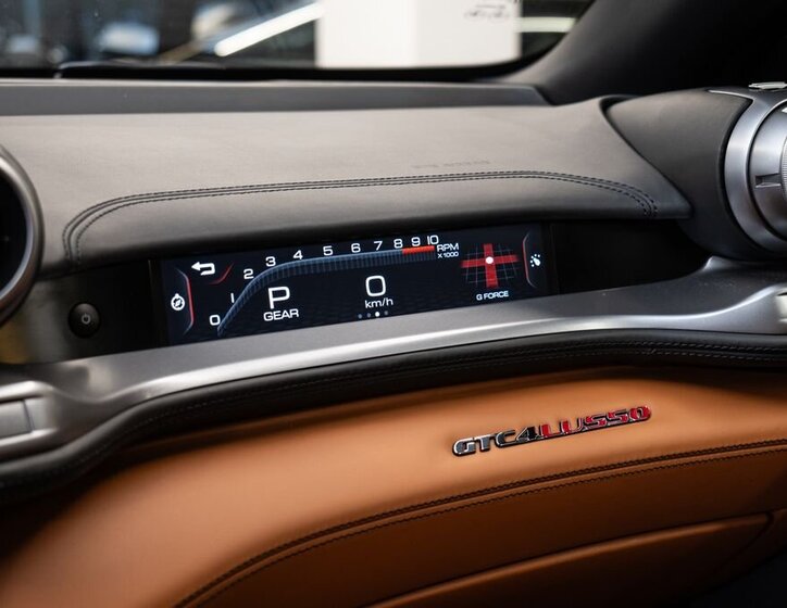 Ferrari GTC4 Lusso Kupé 6,3 l 507 kw