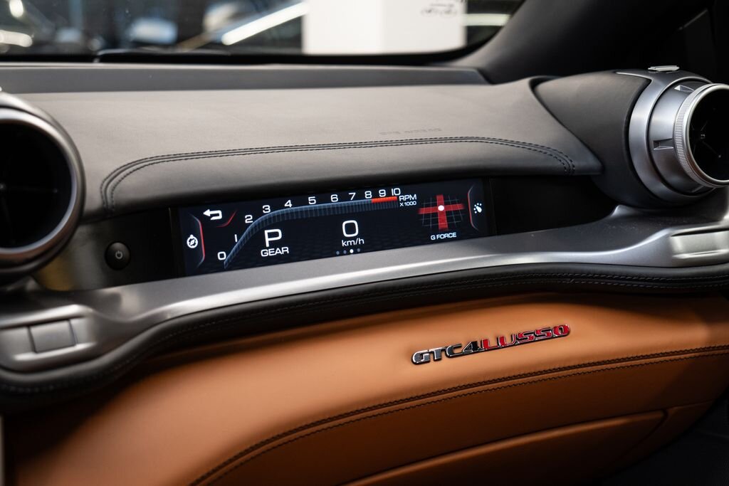 Ferrari GTC4 Lusso Kupé 6,3 l 507 kw