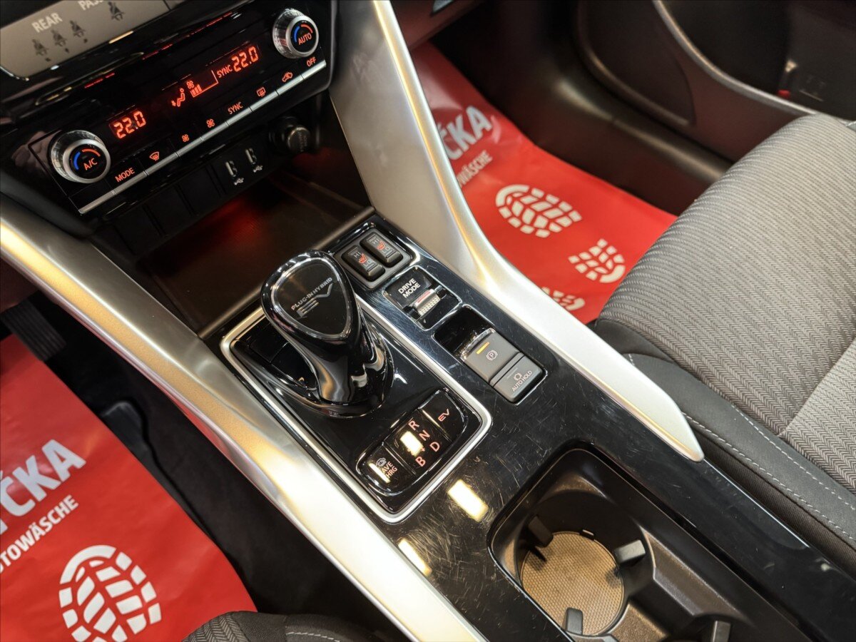 Mitsubishi Eclipse SUV / Terénní 2,4 l 138 kw