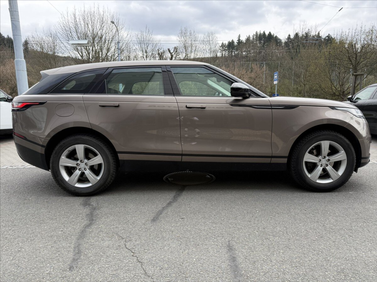 Land Rover Range Rover Velar SUV / Terénní 2,0 l 177 kw