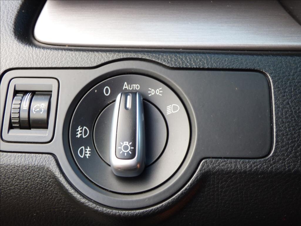 Volkswagen Passat Kombi 2,0 l 130 kw