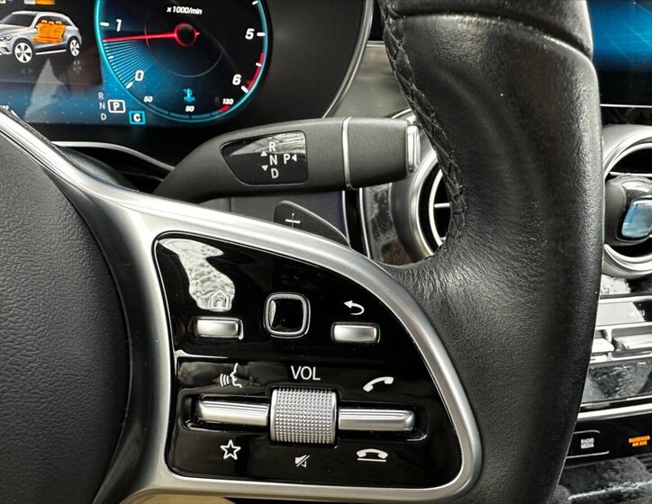 Mercedes-Benz GLC Kombi 2,0 l 143 kw