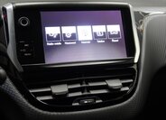 Peugeot 2008 SUV / Terénní 1,2 l 81 kw