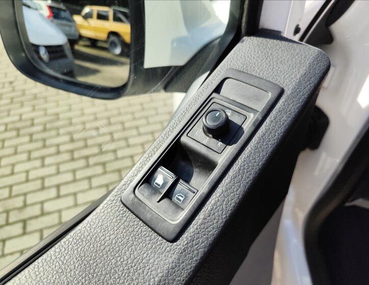 Volkswagen Transporter Ostatní 2,0 l 84 kw