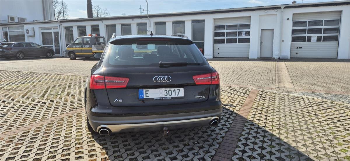 Audi A6 Allroad Kombi 3,0 l 180 kw