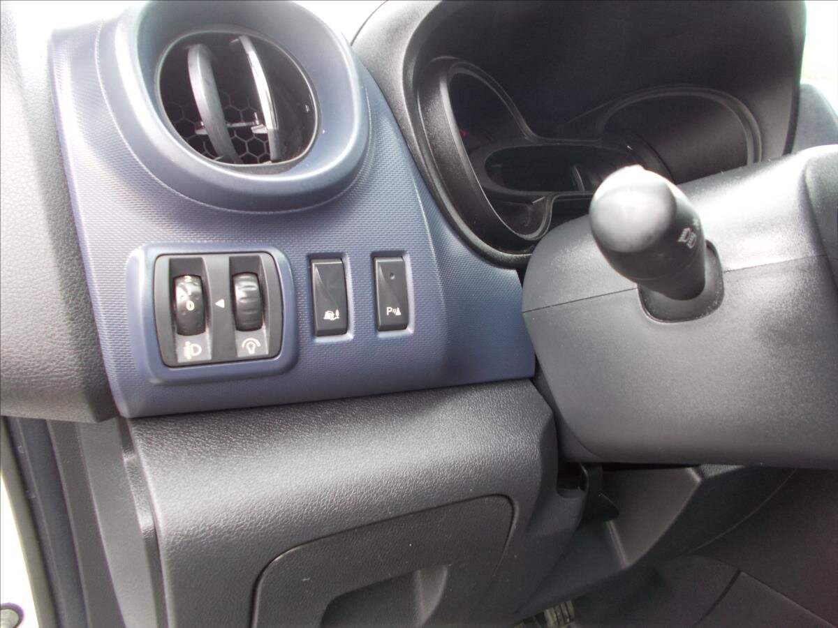 Opel Vivaro Ostatní 1,6 l 89 kw