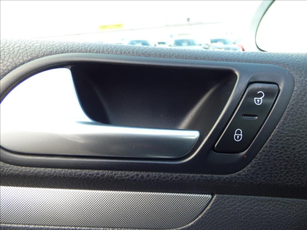 Volkswagen Golf Hatchback 1,6 l 75 kw