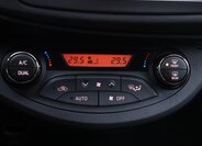 Toyota Yaris Hatchback 998,0 51 kw