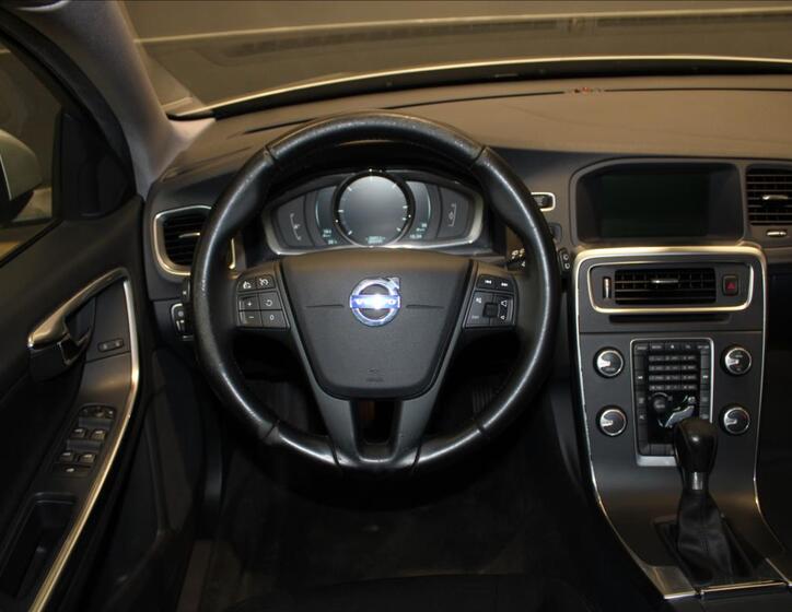 Volvo V60 24