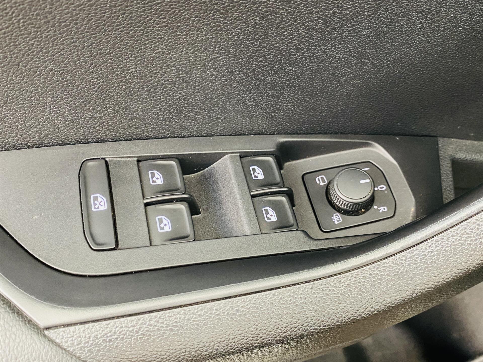 Škoda Karoq SUV / Terénní 2,0 l 110 kw