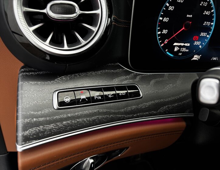 Mercedes-Benz AMG GT Kupé 3,0 l 320 kw