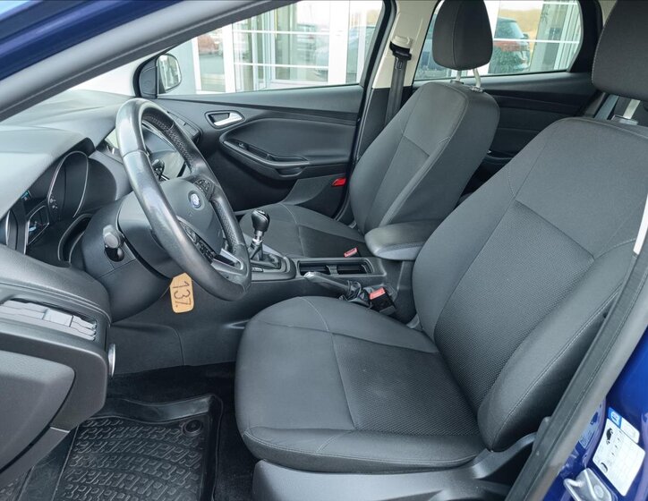 Ford Focus Kombi 1,5 l 88 kw