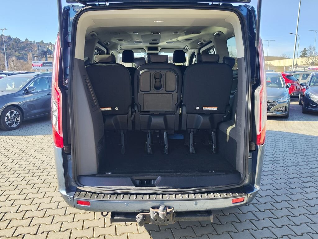 Ford Tourneo Custom VAN / Minibus 2,0 l 110 kw