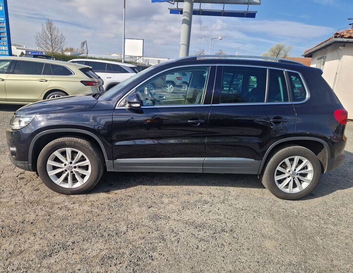 Volkswagen Tiguan 8