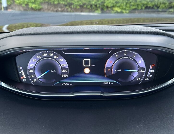 Peugeot 3008 SUV / Terénní 1,2 l 96 kw