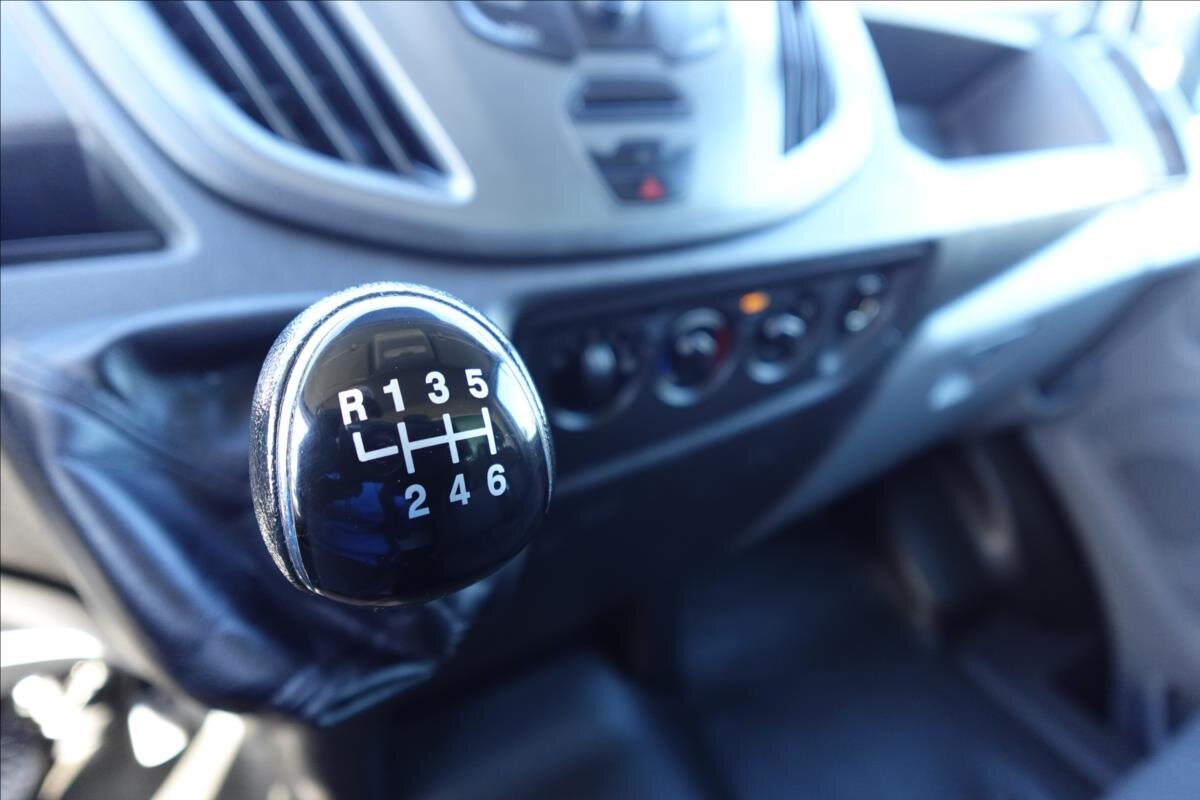 Ford Transit Valník 2,0 l 77 kw