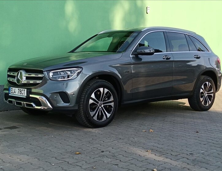 Mercedes-Benz GLC SUV / Terénní 2,0 l 225 kw