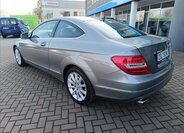 Mercedes-Benz Třídy C Kupé 2,1 l 150 kw