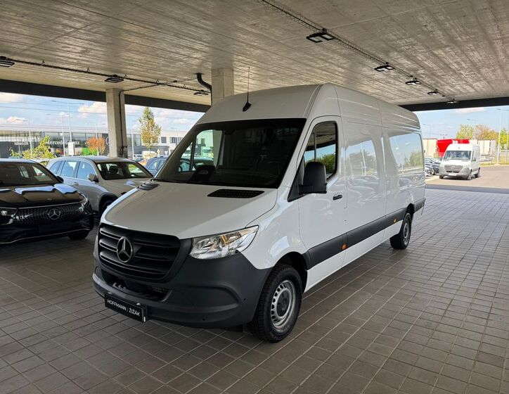 Mercedes-Benz Sprinter 1